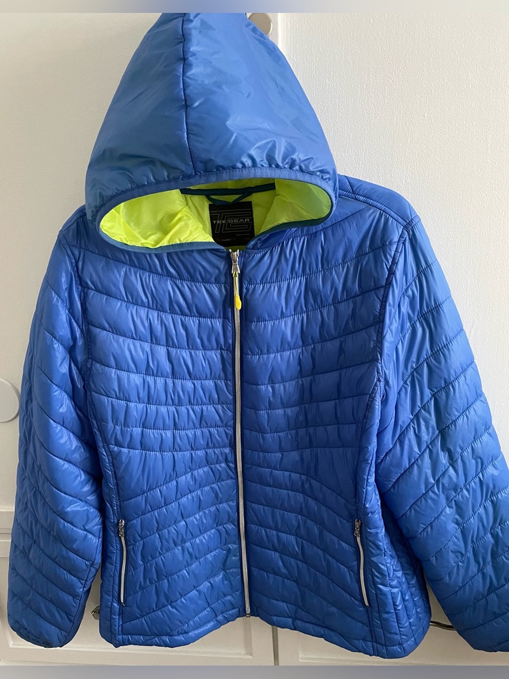 Tek Gear Blue Quilted Hooded Puffer Jacket with Lime Lining Excellent shape